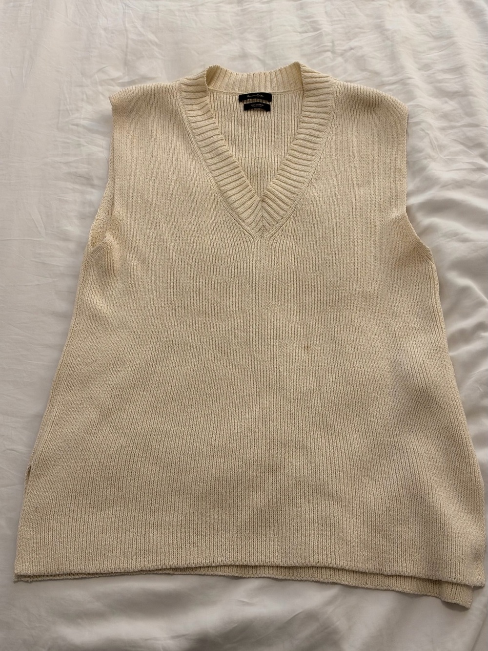 Massimo Dutti Cream V-Neck Sleeveless Knit Vest